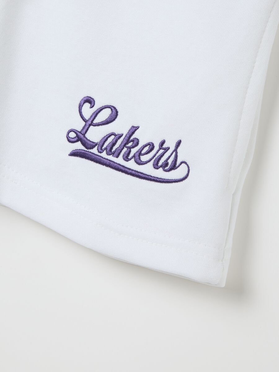 White shorts with embroidery and NBA Los Angeles Lakers print_5