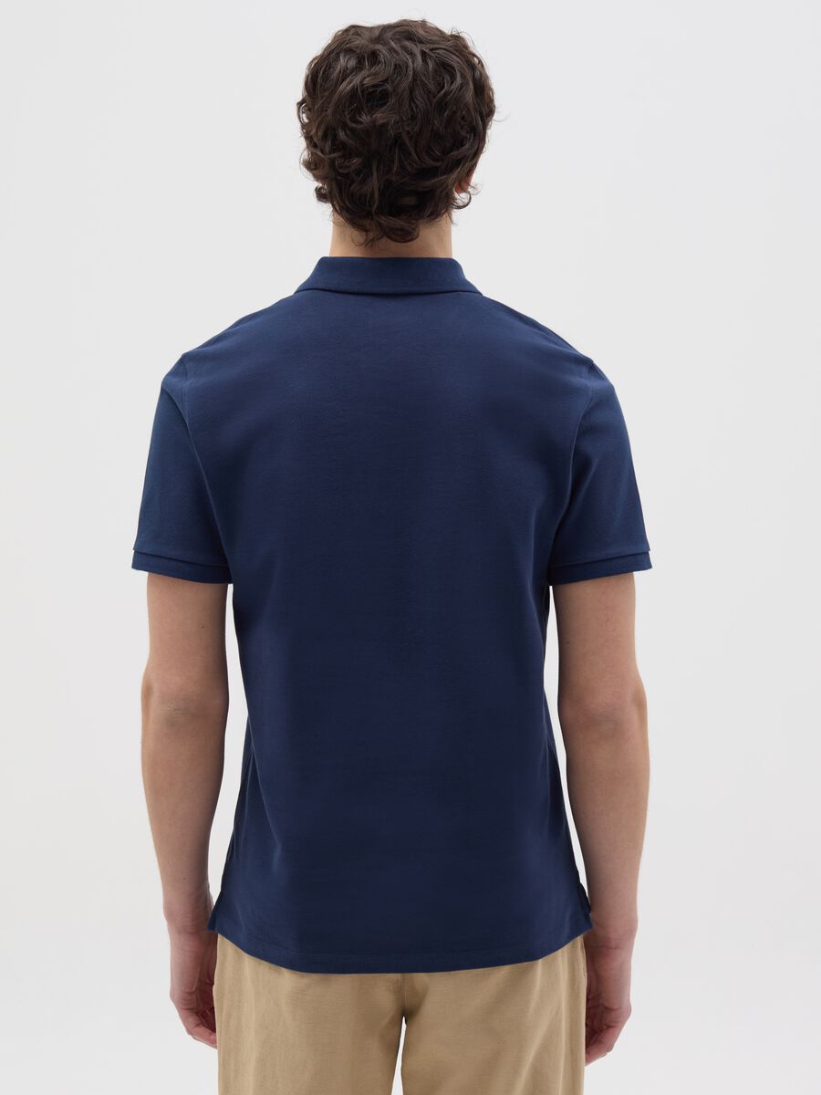 Solid colour polo shirt in organic cotton_3