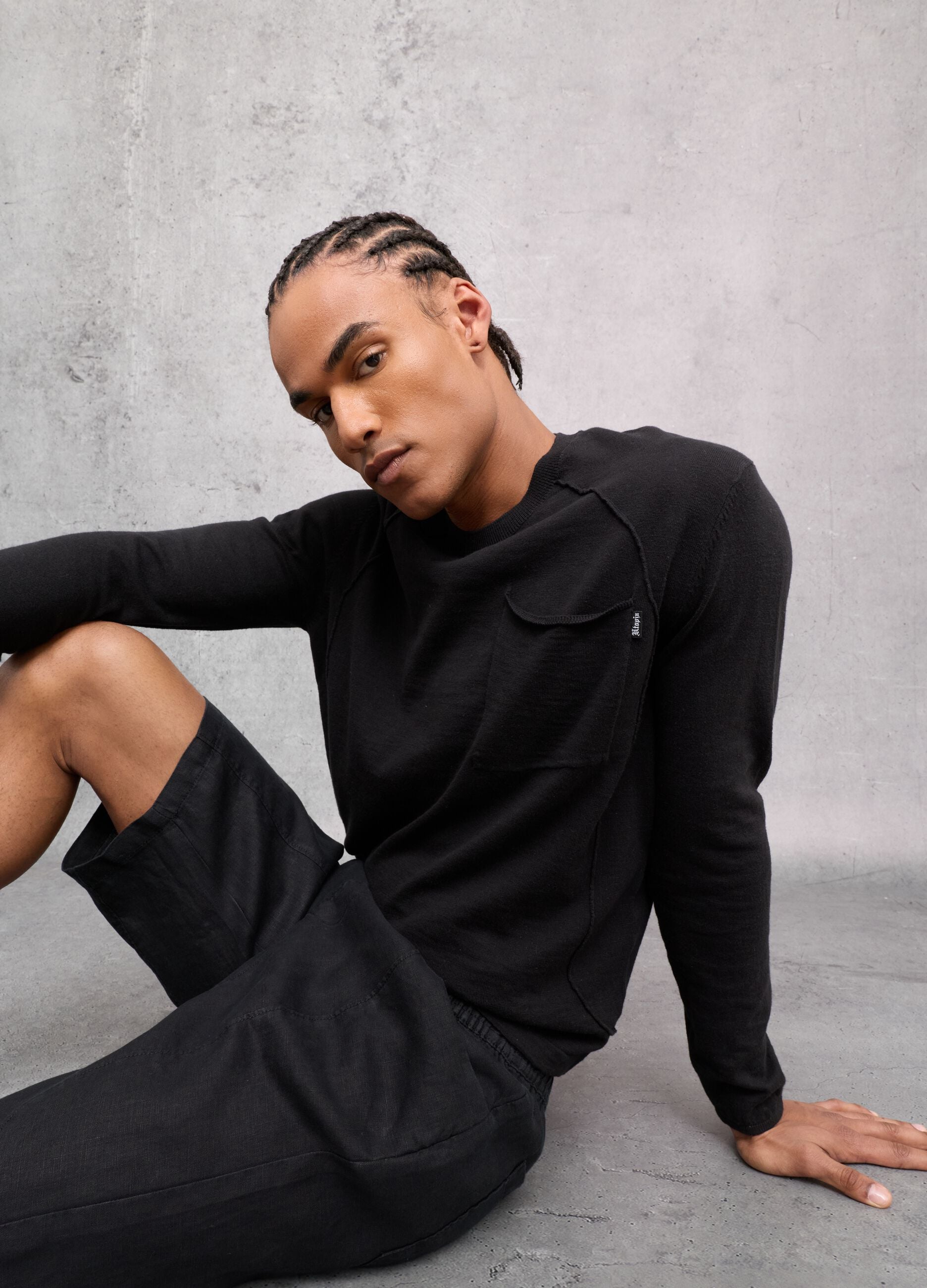 Black Knit Long-Sleeve T-Shirt