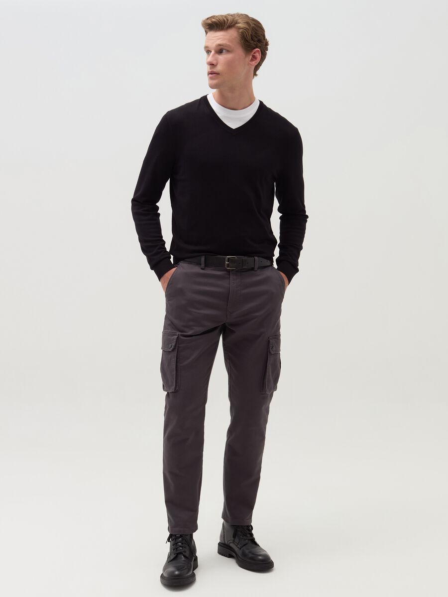 V-neck pullover_1