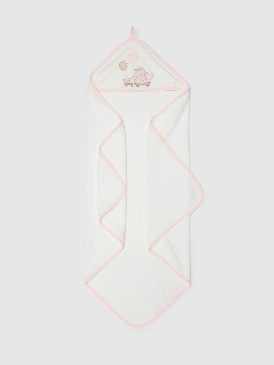 White cotton blend bathrobe with hood and embroidery_1
