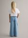 Jeans in puro cotone azzurro da bambina wide leg con stampa floreale_1