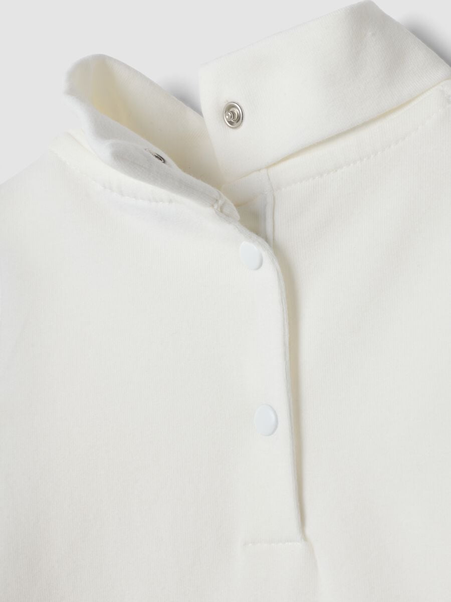 White organic stretch-cotton T-shirt with mock neck_3