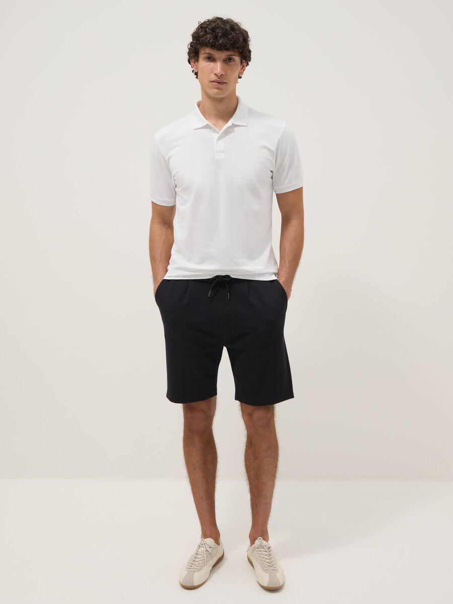 Shorts in puro cotone nero regular fit con coulisse_0