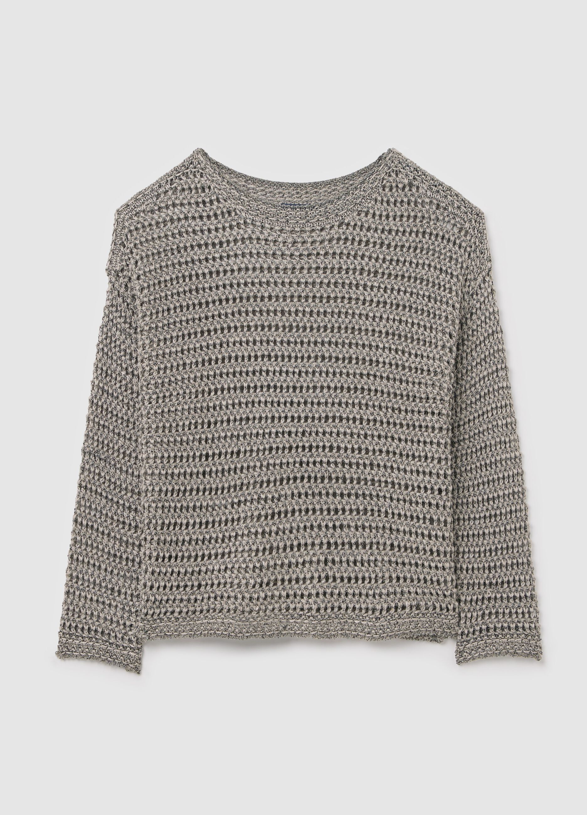 Openwork top with stitch design