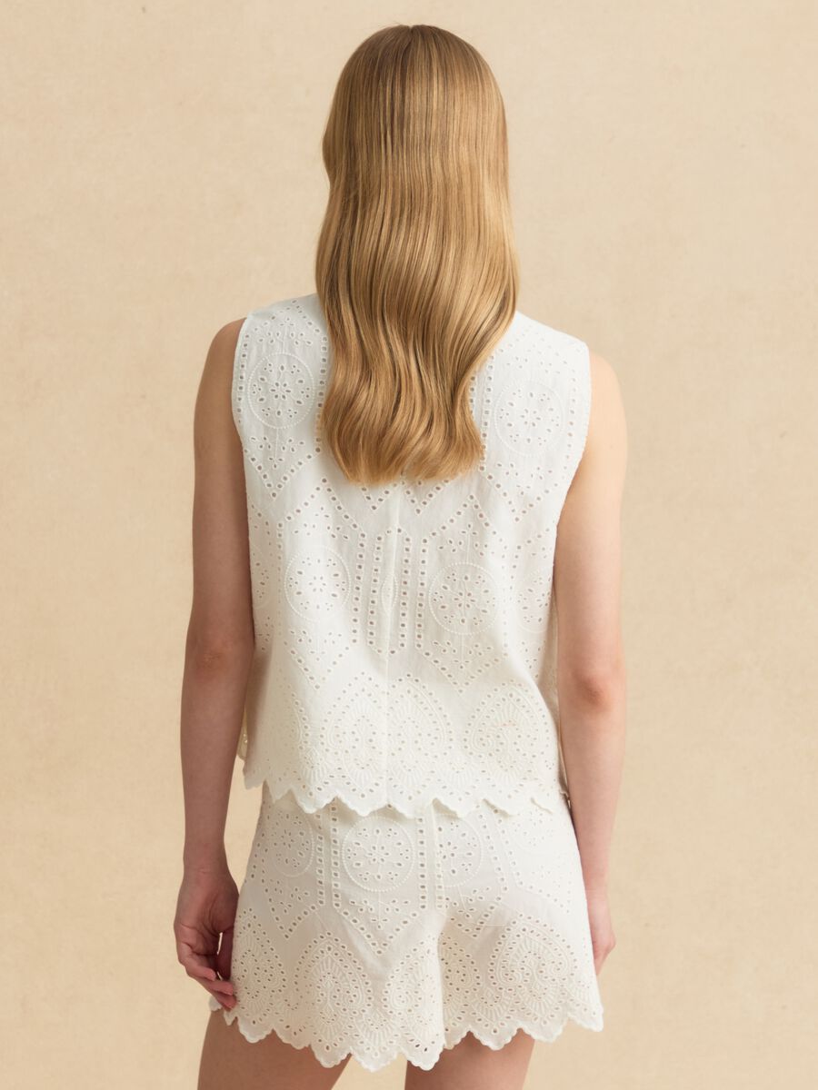 White pure cotton broderie anglaise blouse_3