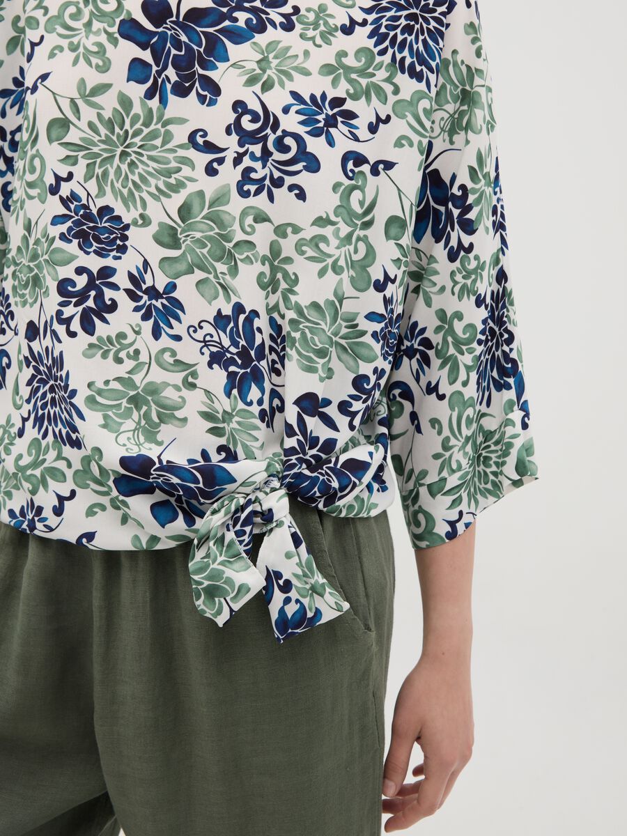 Women's multicolour viscose blouse regular fit_2