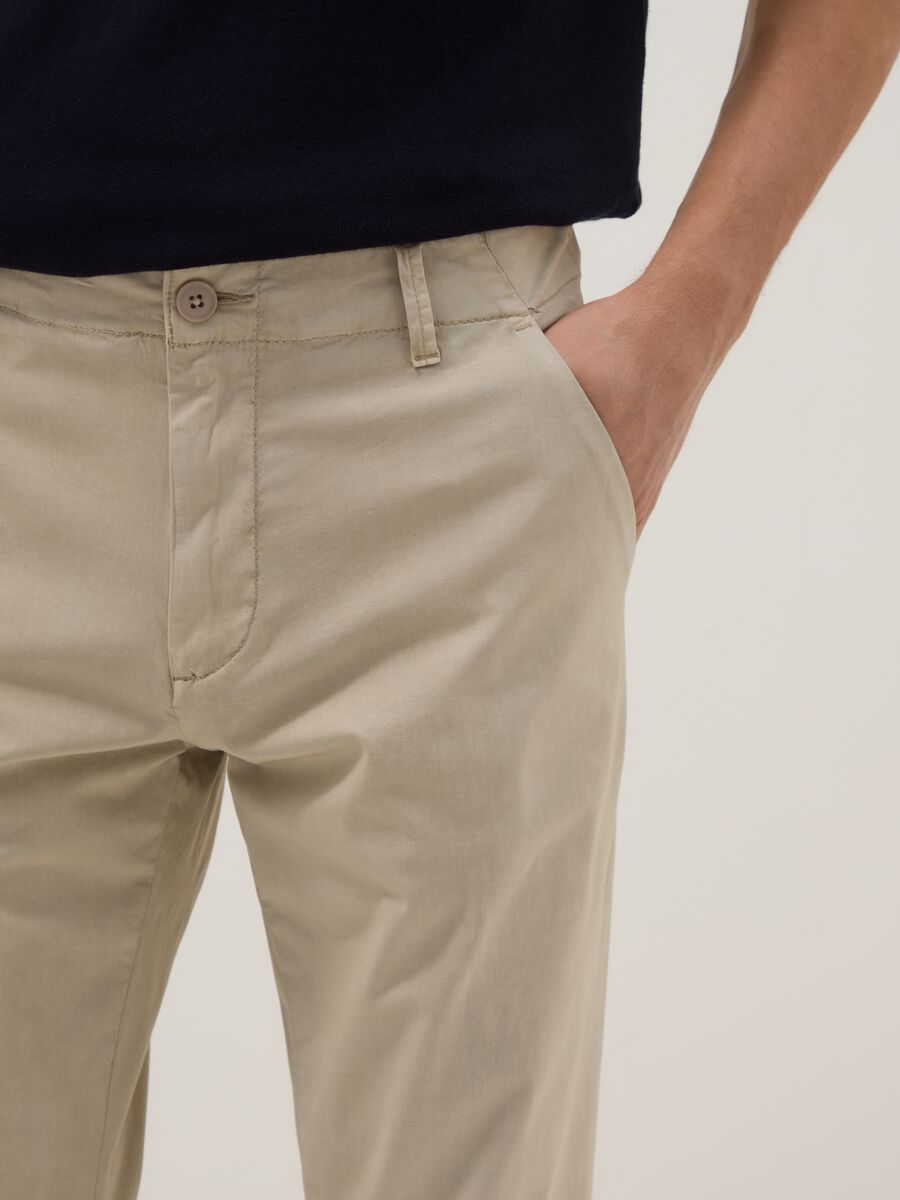 Pantaloni chino in cotone elasticizzato beige slim fit_3