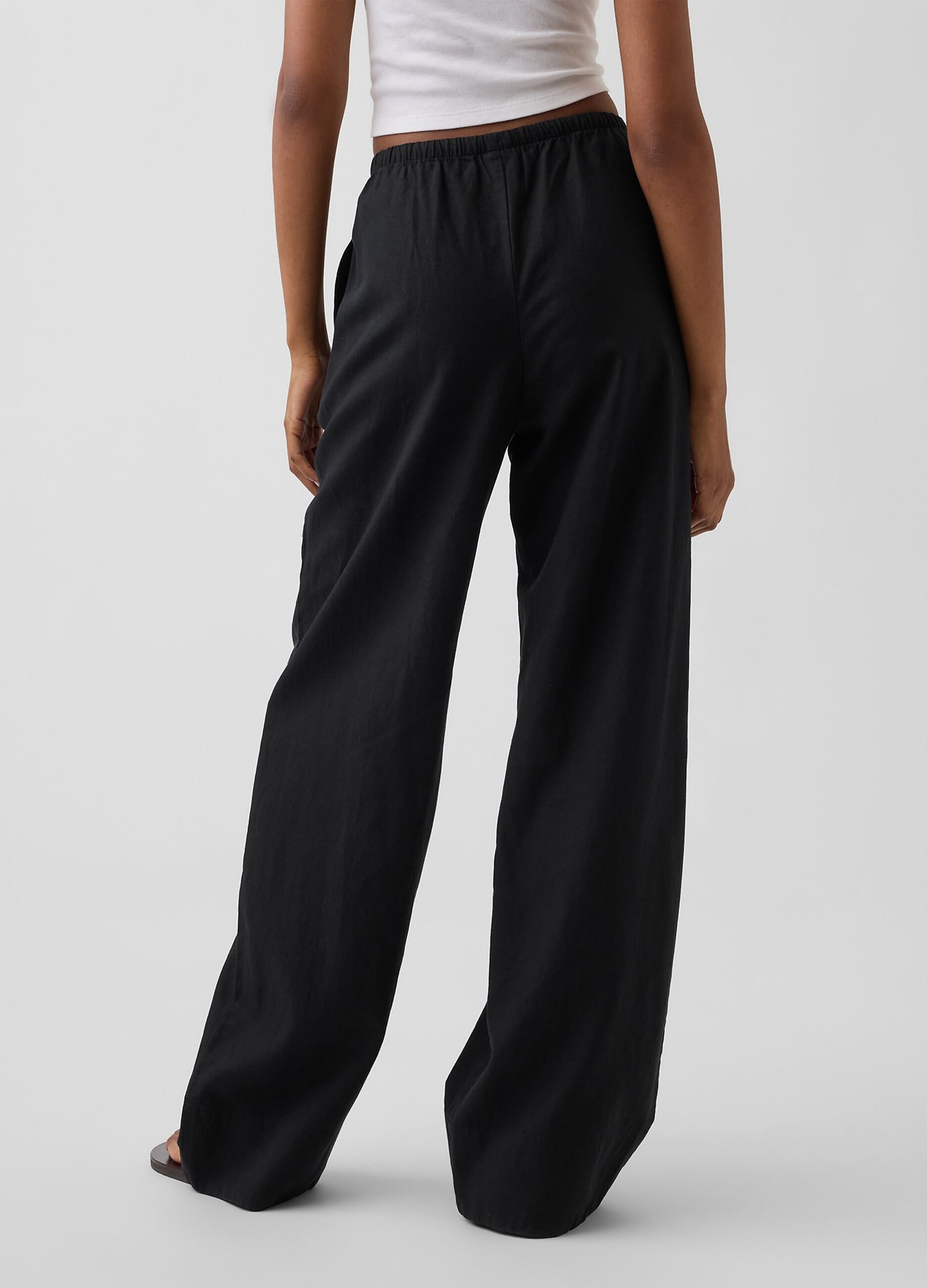 Wide-leg linen-blend trousers