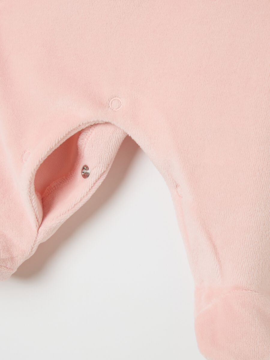 Baby girl's pink cotton blend onesie with Minnie print_3