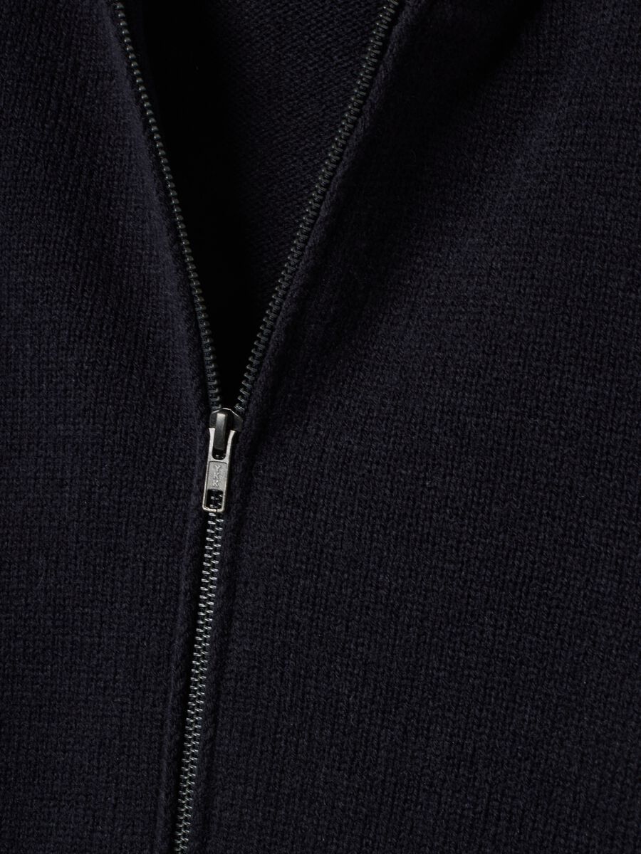 Navy blue hoodie with wool-blend collar and oversized hood_1