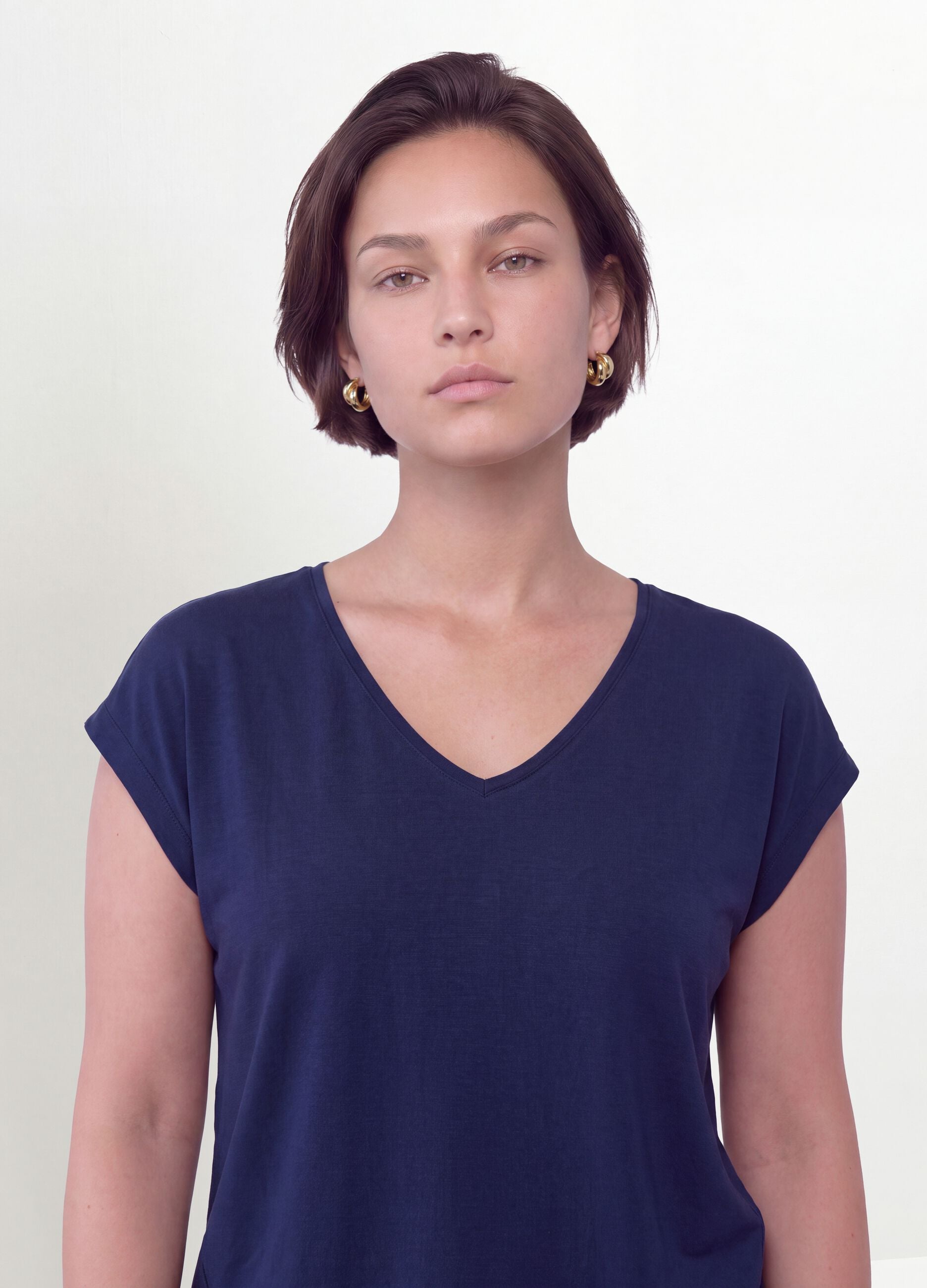 Blue pure viscose V-neck T-shirt, regular fit