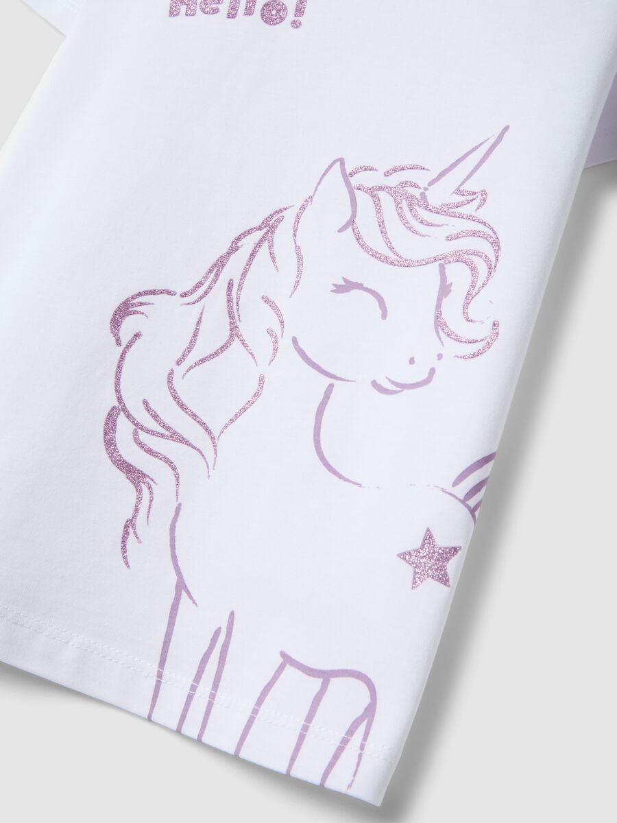 Girl's regular fit white pure cotton T-shirt with stars_3