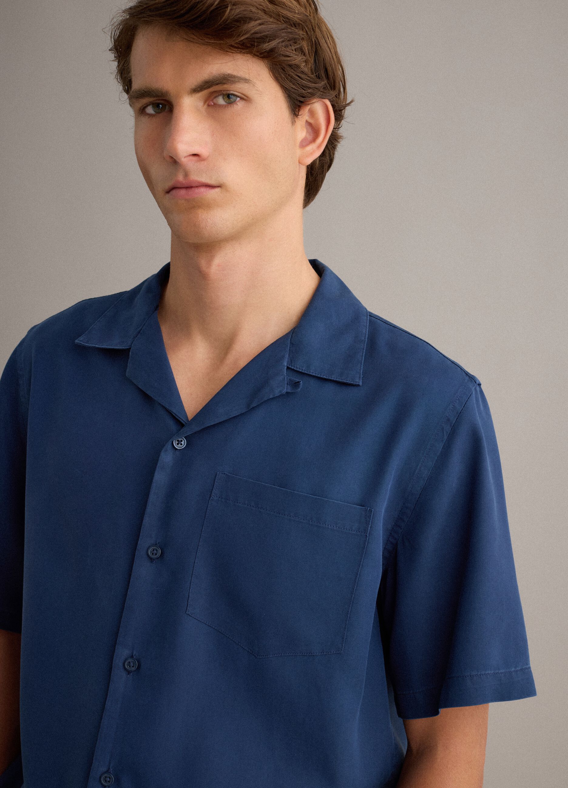 Blue short-sleeve pure lyocell shirt, regular fit