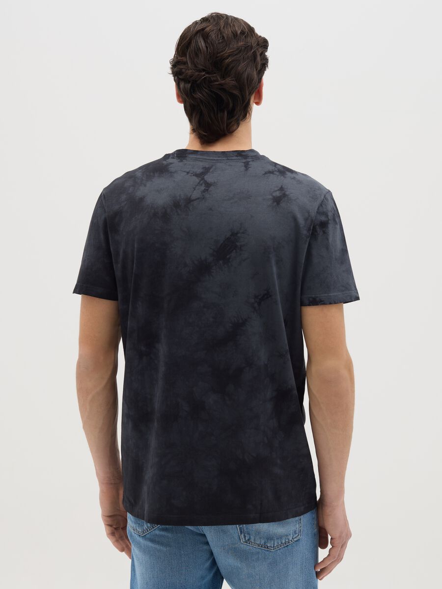 Tie-dye T-shirt with Pink Floyd print_3