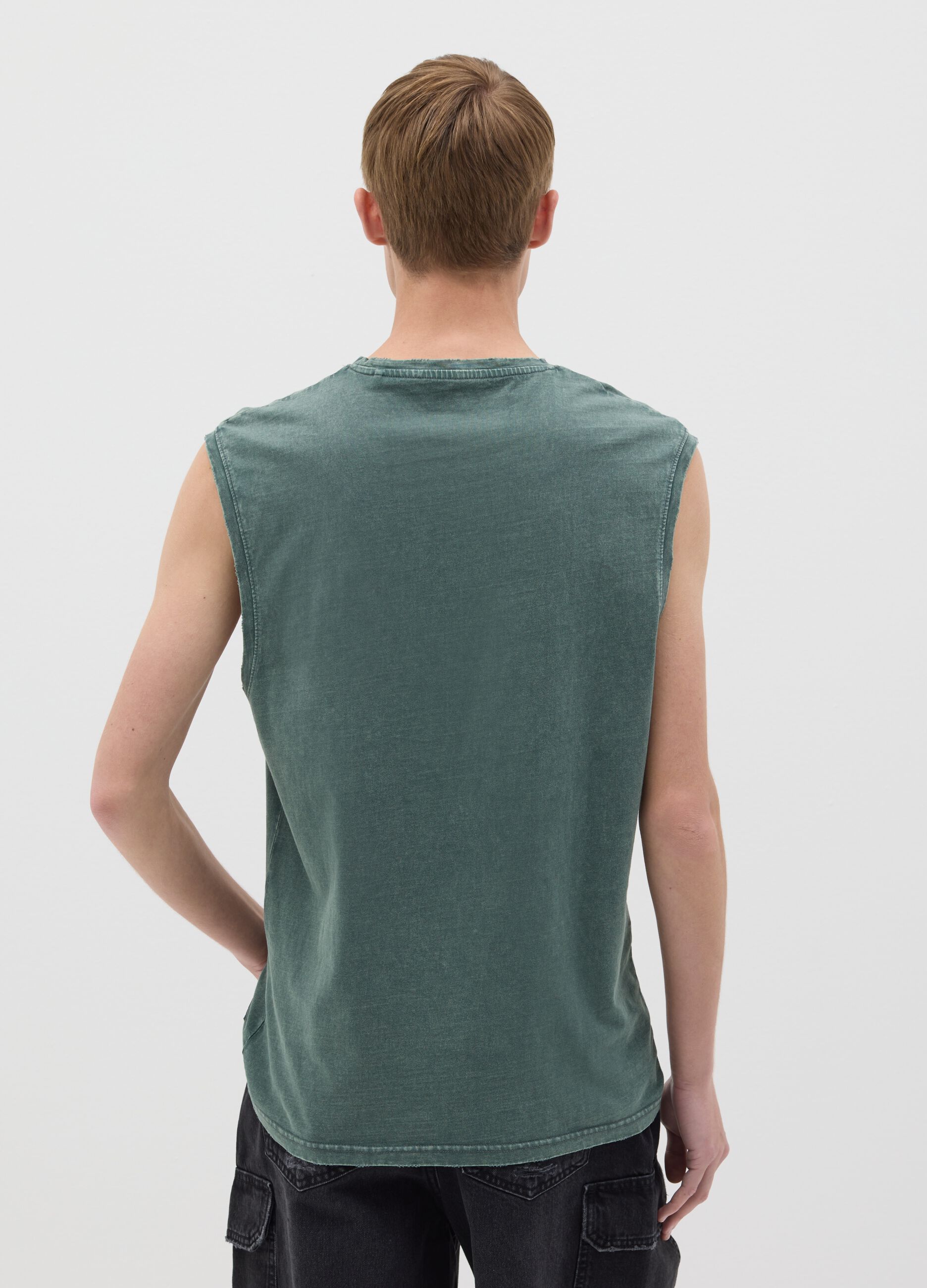 Cotton racerback vest with round neck