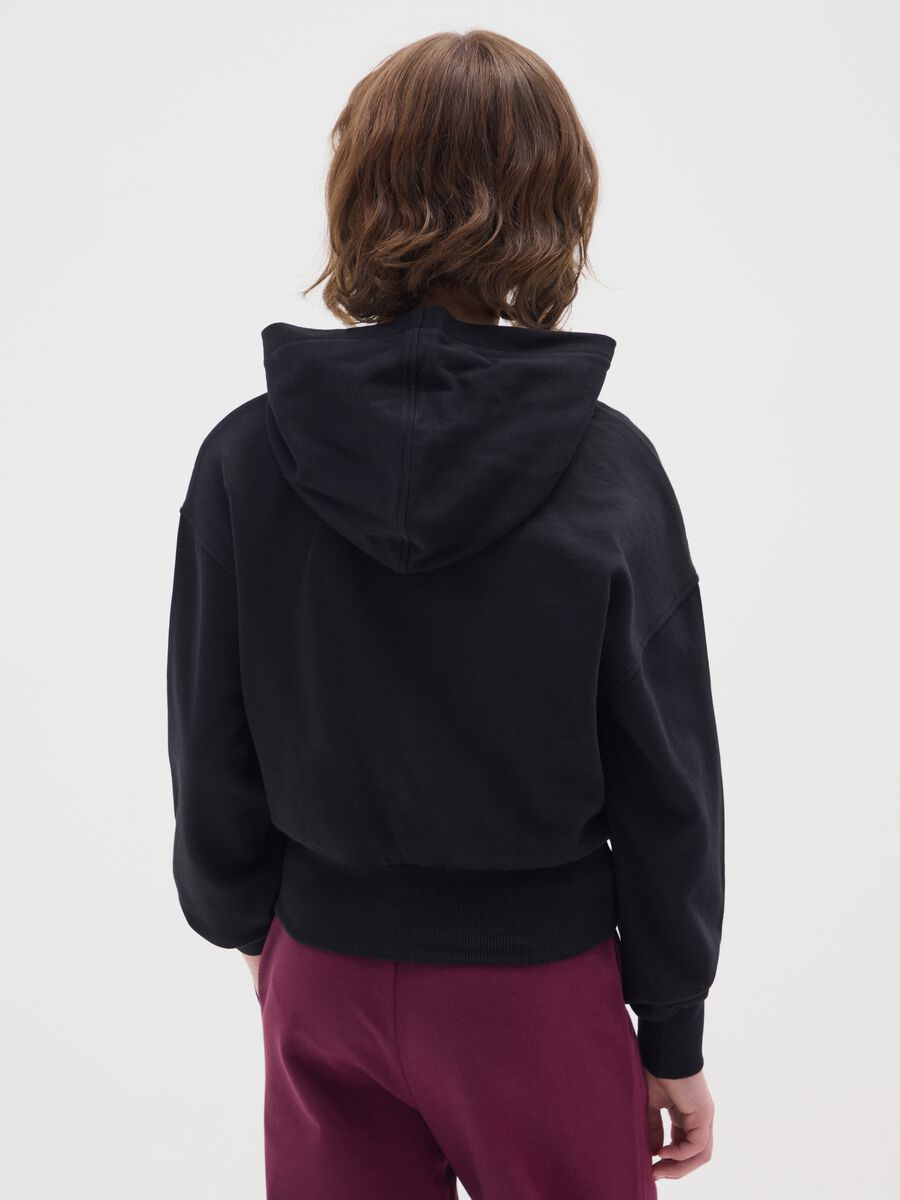 Felpa da ragazza in puro cotone nero regular fit con cappuccio_1