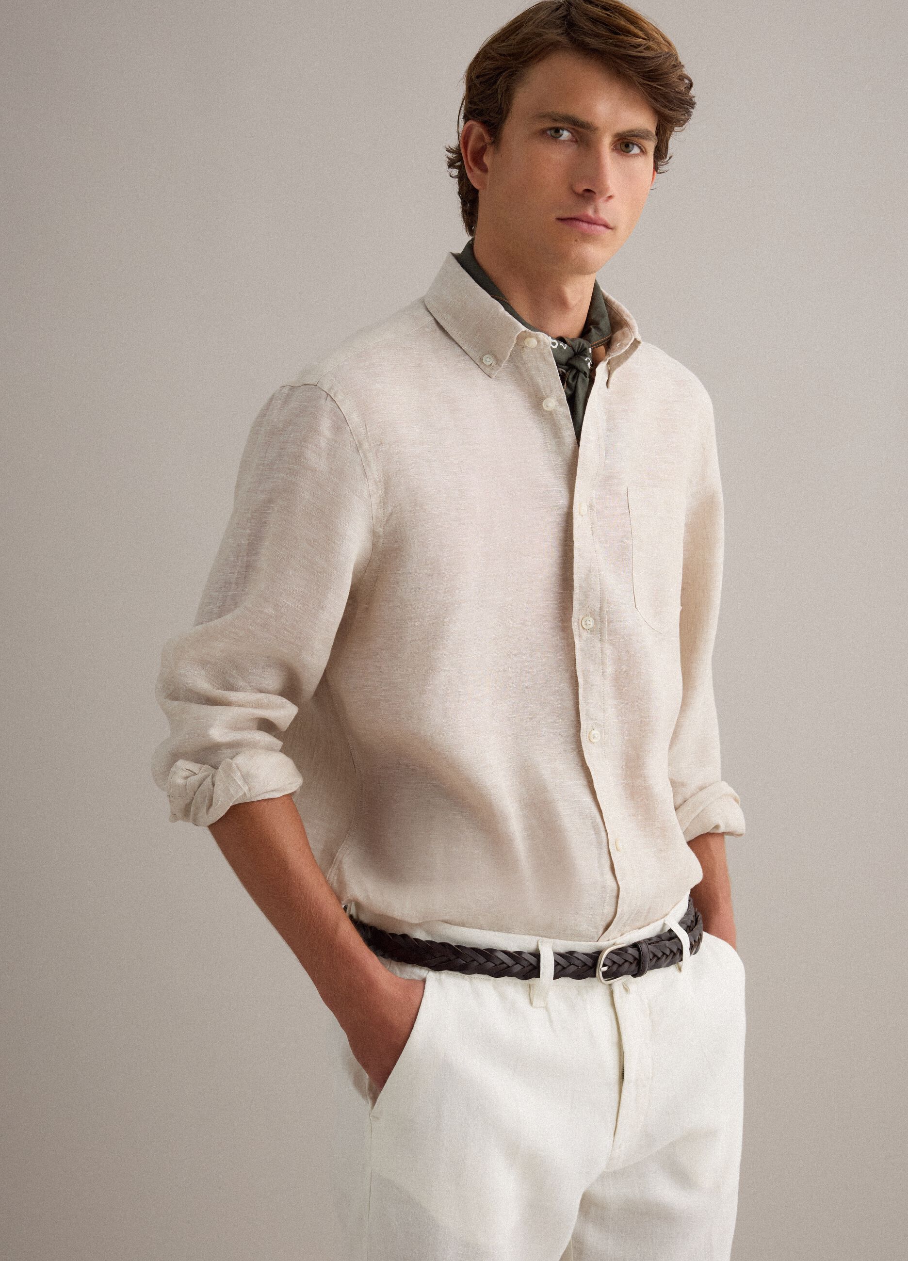 Beige pure linen shirt with button-down collar, regular fit
