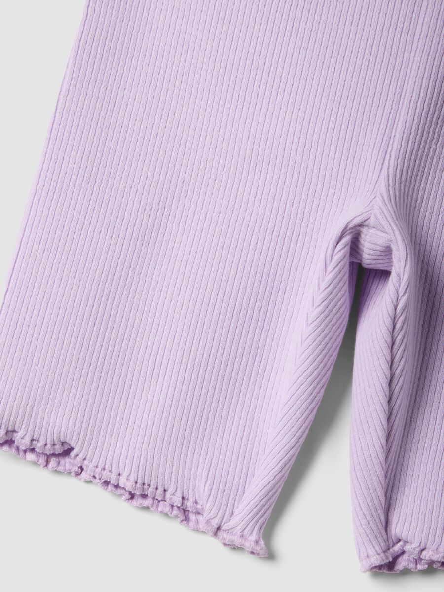 Purple ribbed stretch-cotton shorts for baby girls, regular fit_3