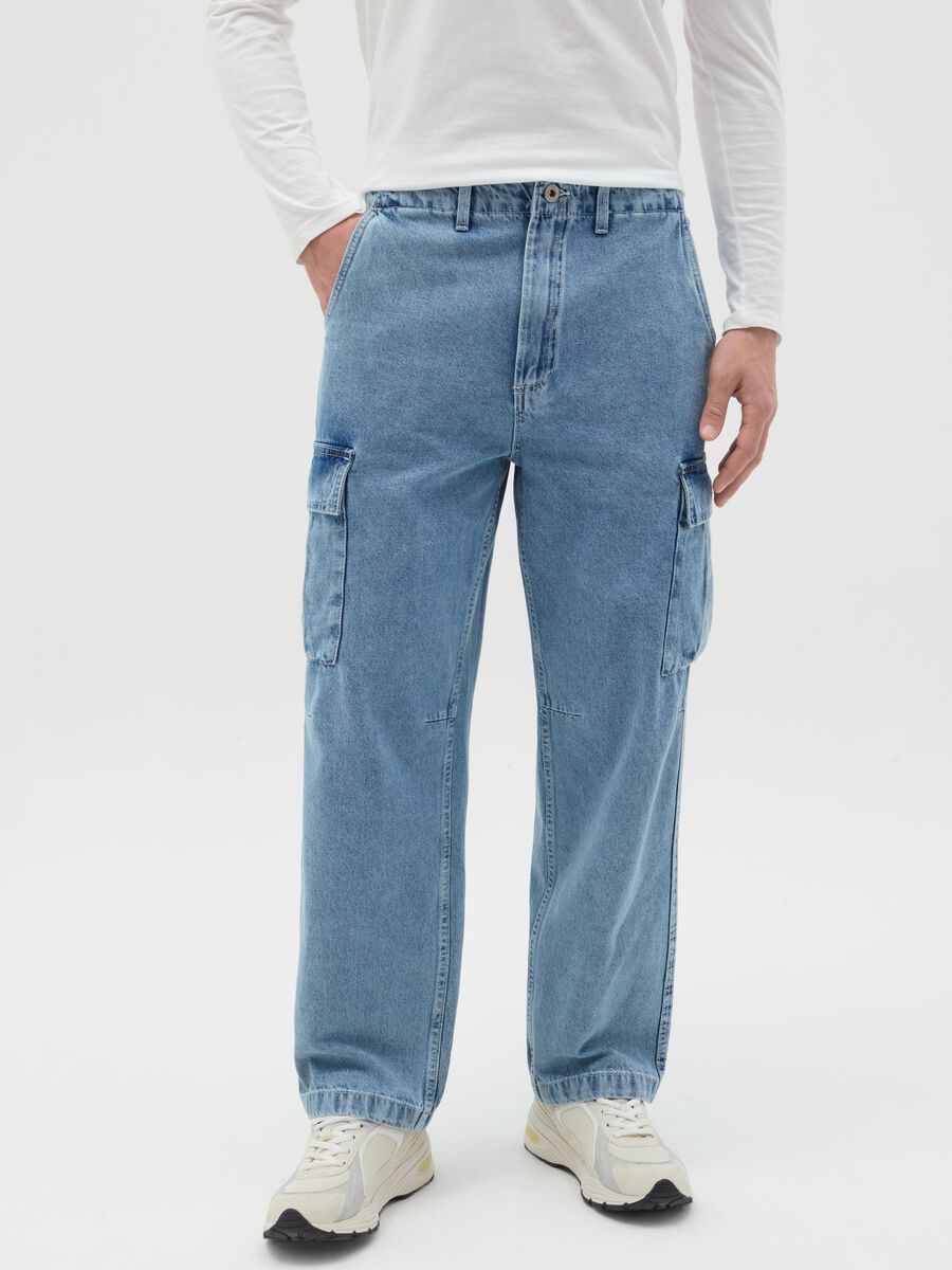 Acid wash cargo jeans_1