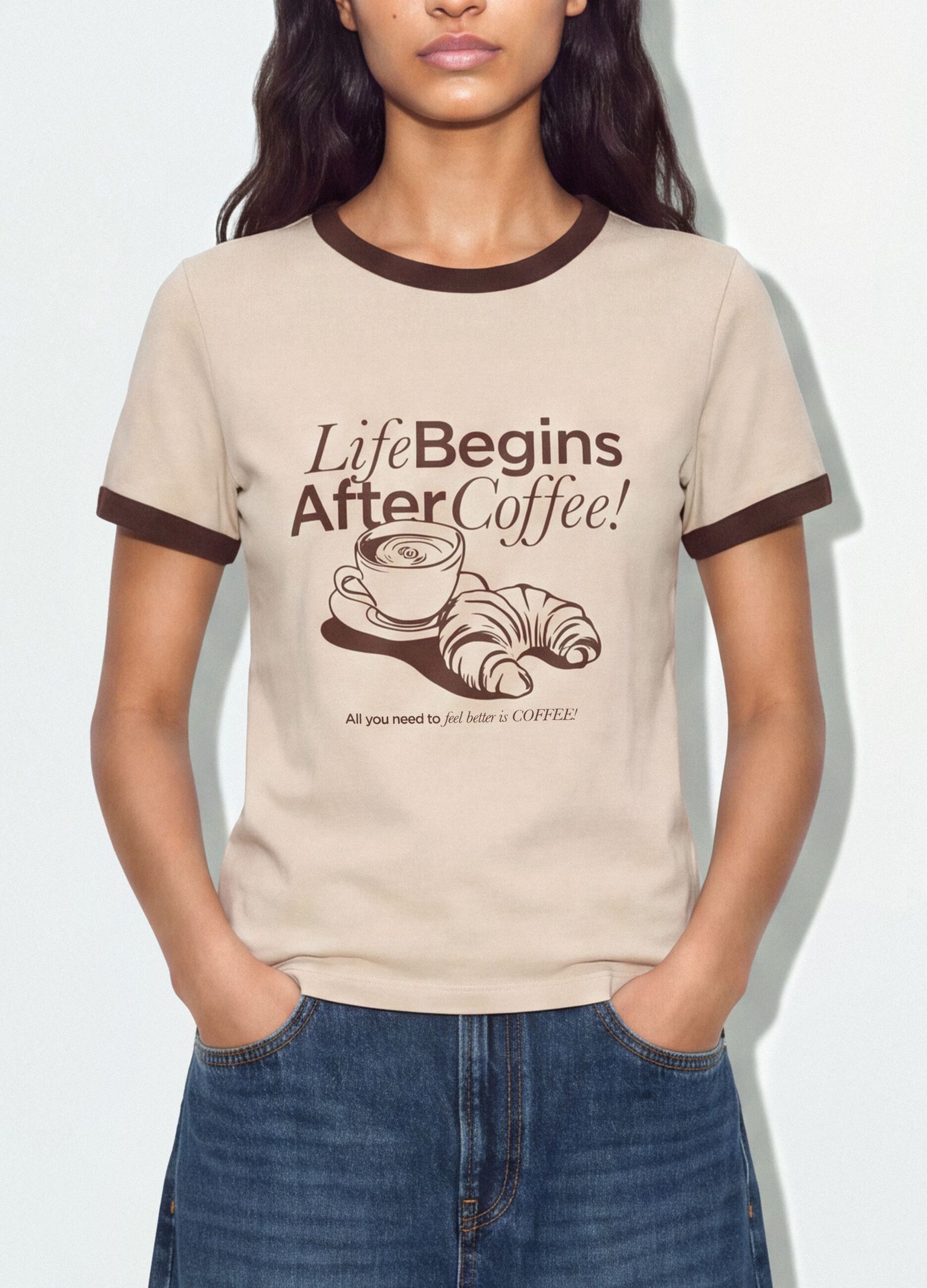 Pink cotton T-shirt with front graphic print and contrast trims