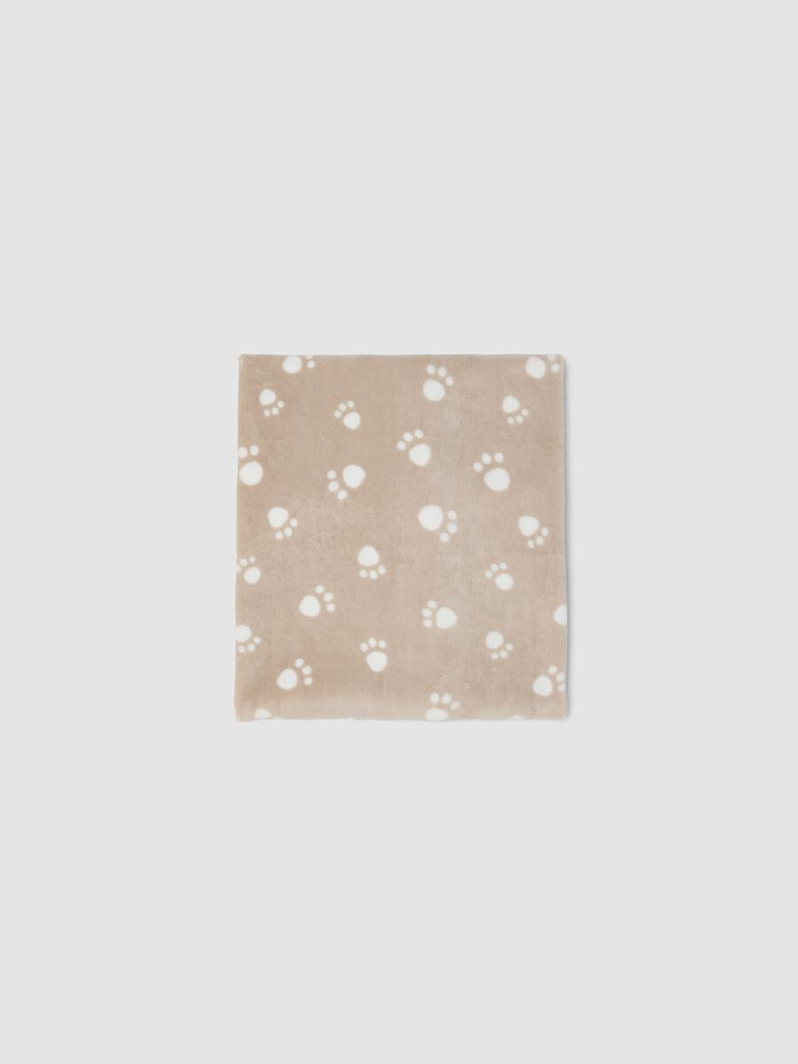 Copertina beige con stampa zampette per neonati_0