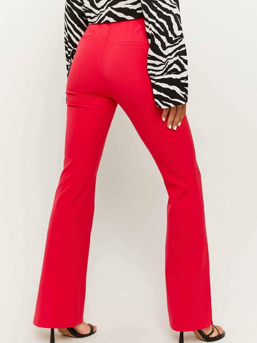 Pantaloni flare fit_2
