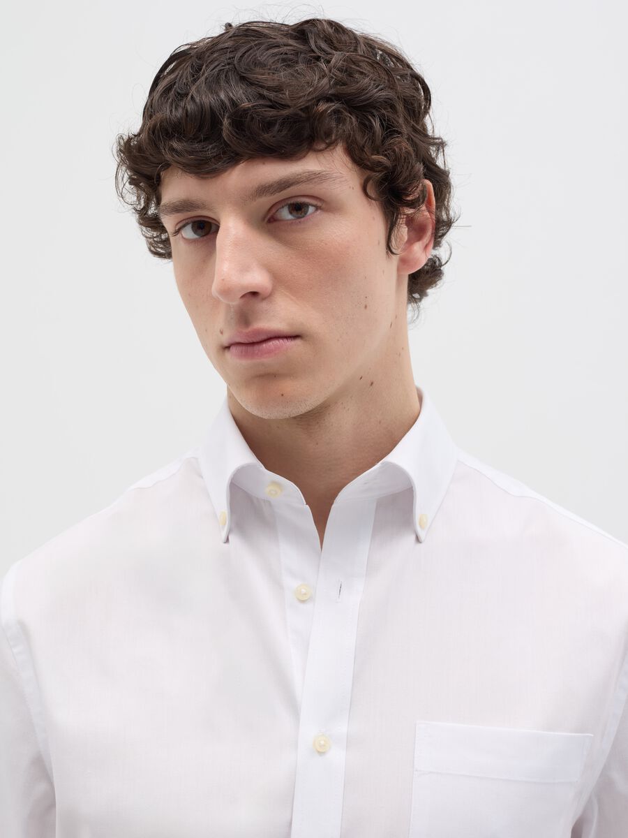 Button-down easy-iron shirt with short sleeves_1