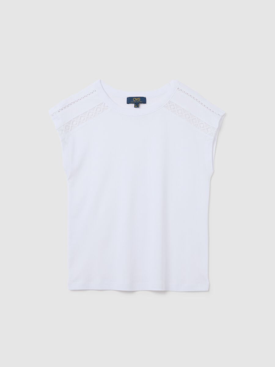 Women's white pure cotton regular fit T-shirt with lace_4
