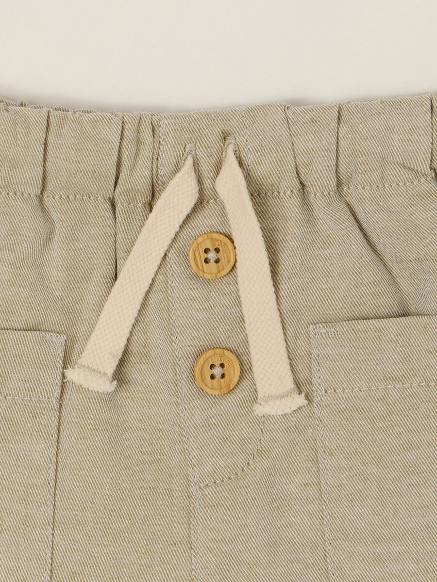 Short beige in misto cotone e lino con vita elasticizzata regular fit_1