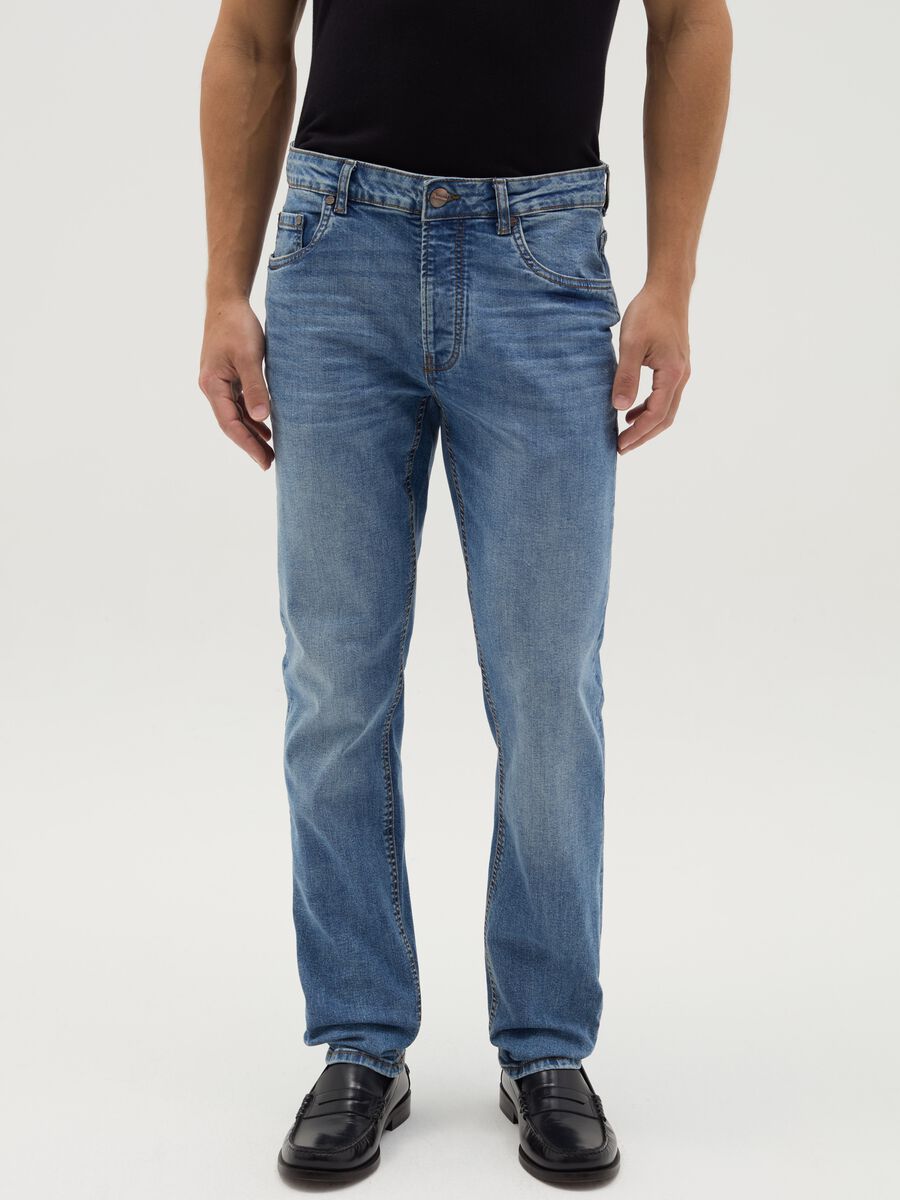 Slim-fit jeans with five pockets_1