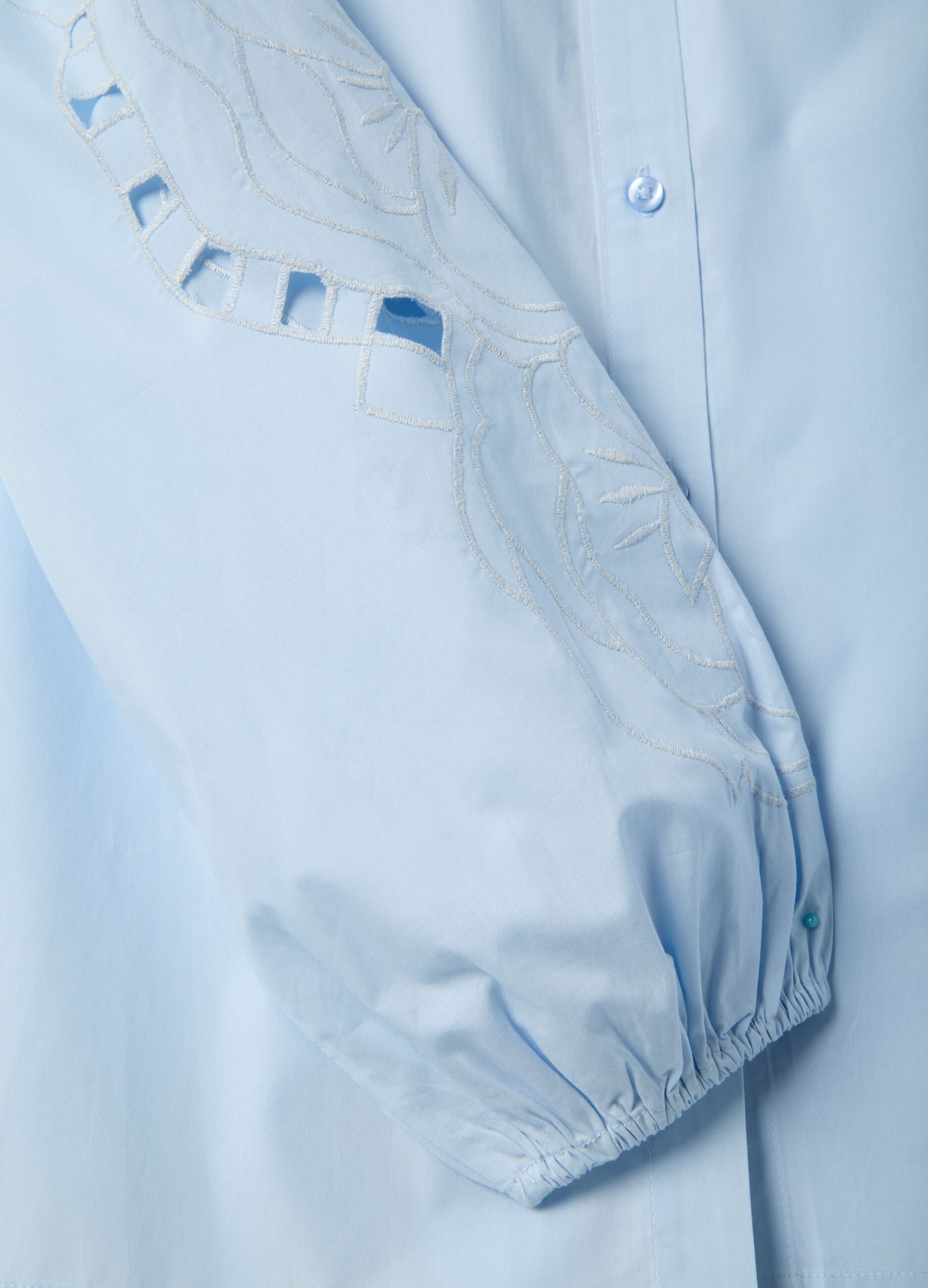Camicia in puro cotone azzurra regular fit con ricami