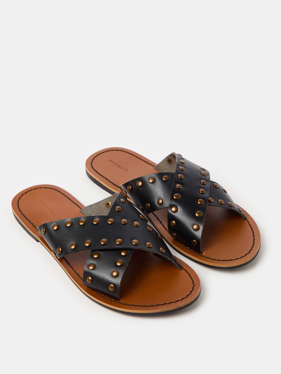 Leather sandals with studs_1