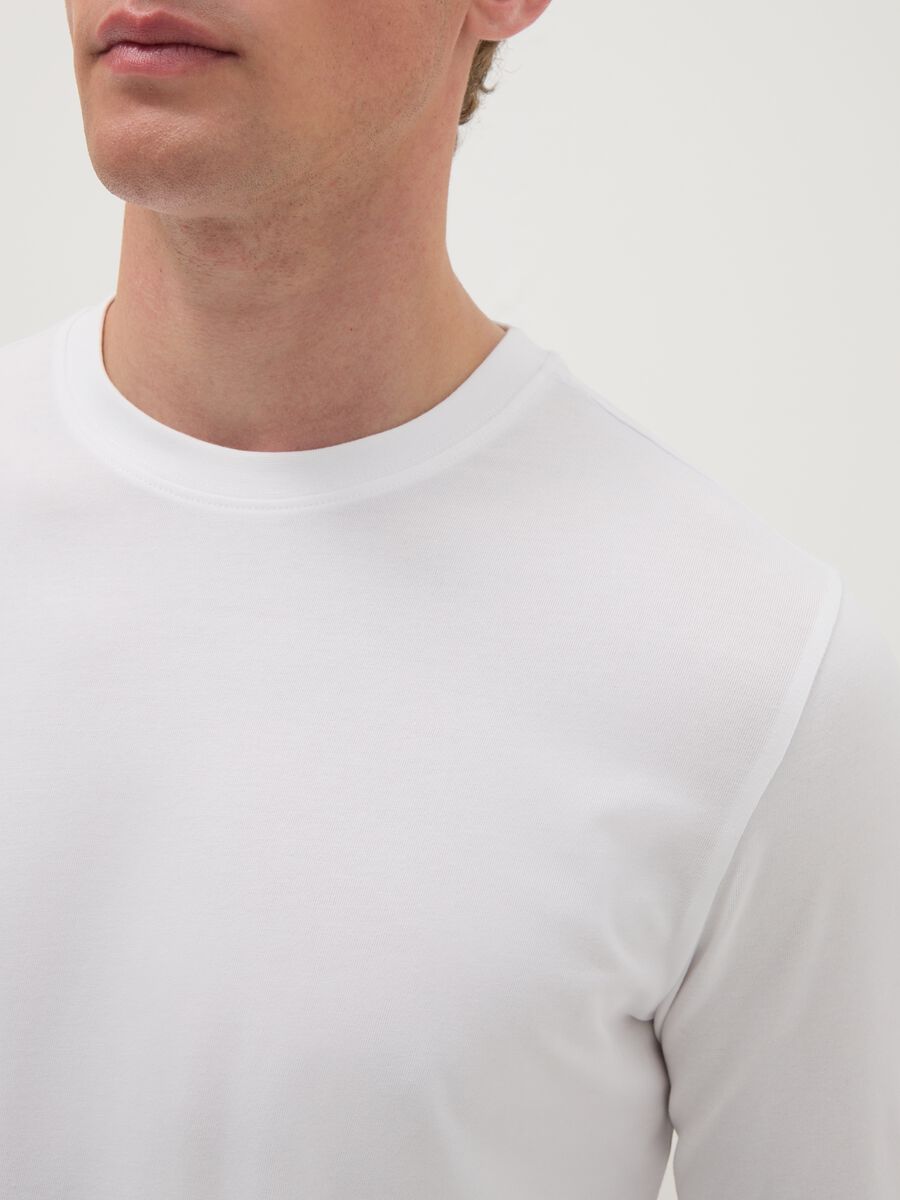 White long-sleeve t-shirt in stretchy cotton regular fit_3