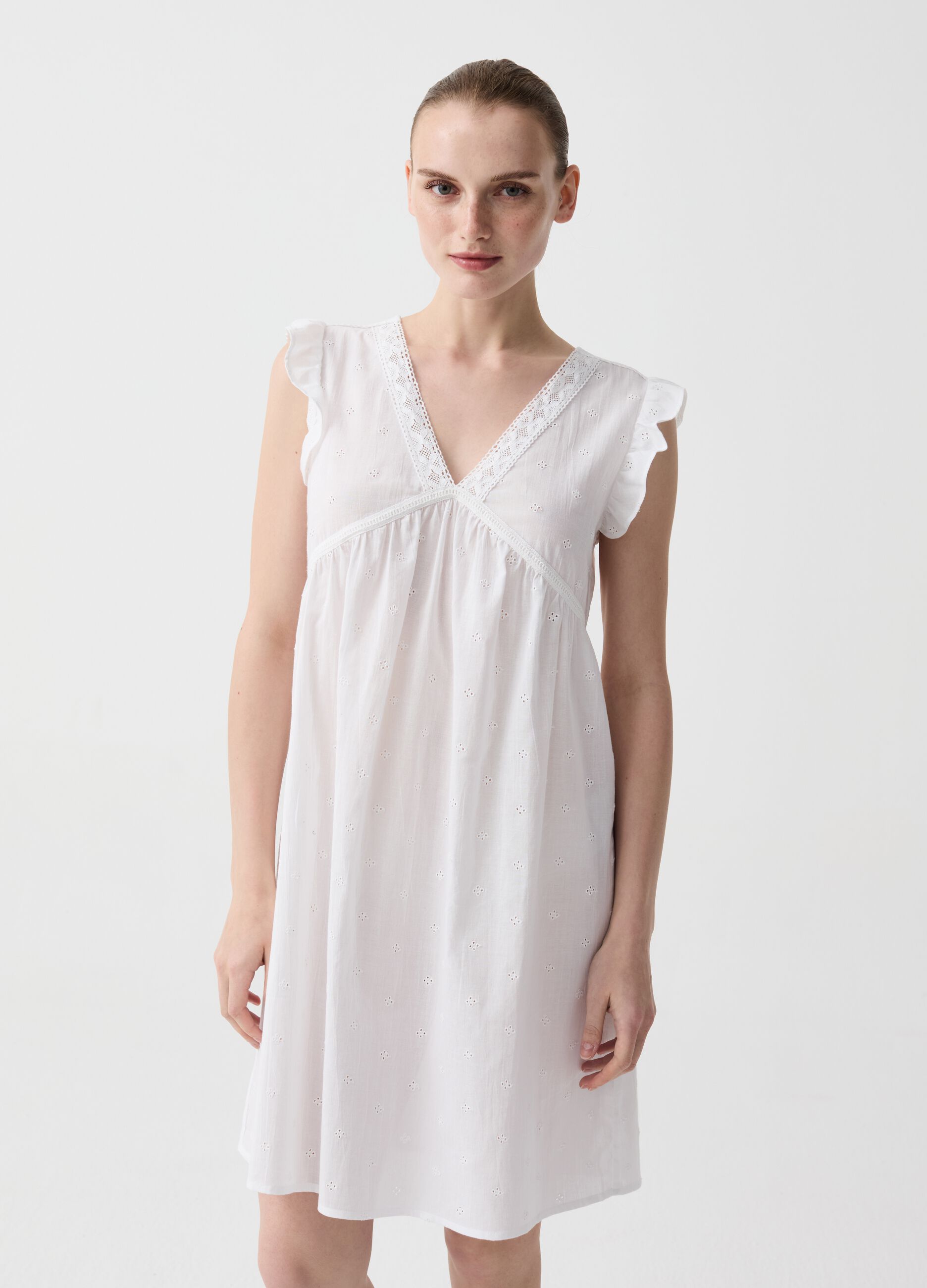 Broderie anglaise nightdress with flounce