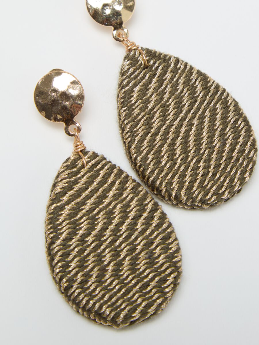 Earrings with teardrop pendants_1