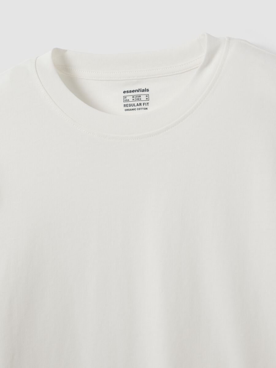T-shirt bianca a maniche lunghe in puro cotone organico con girocollo_5
