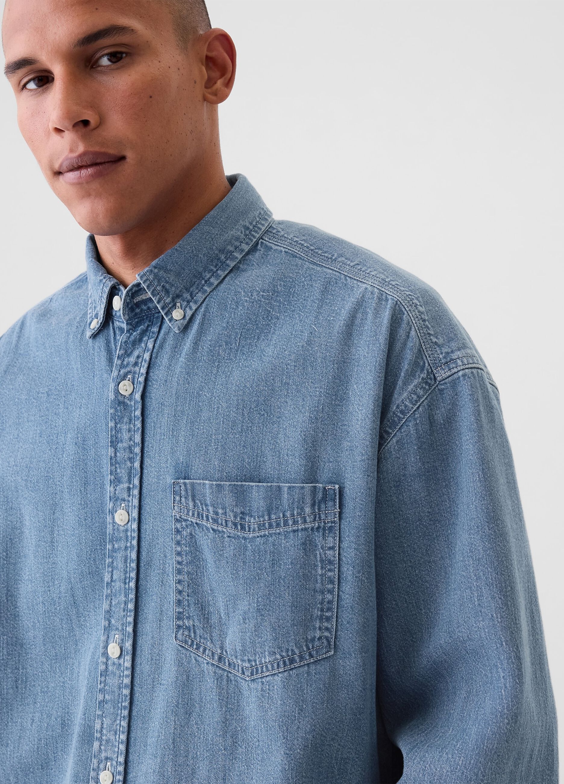 Button-down shirt in denim