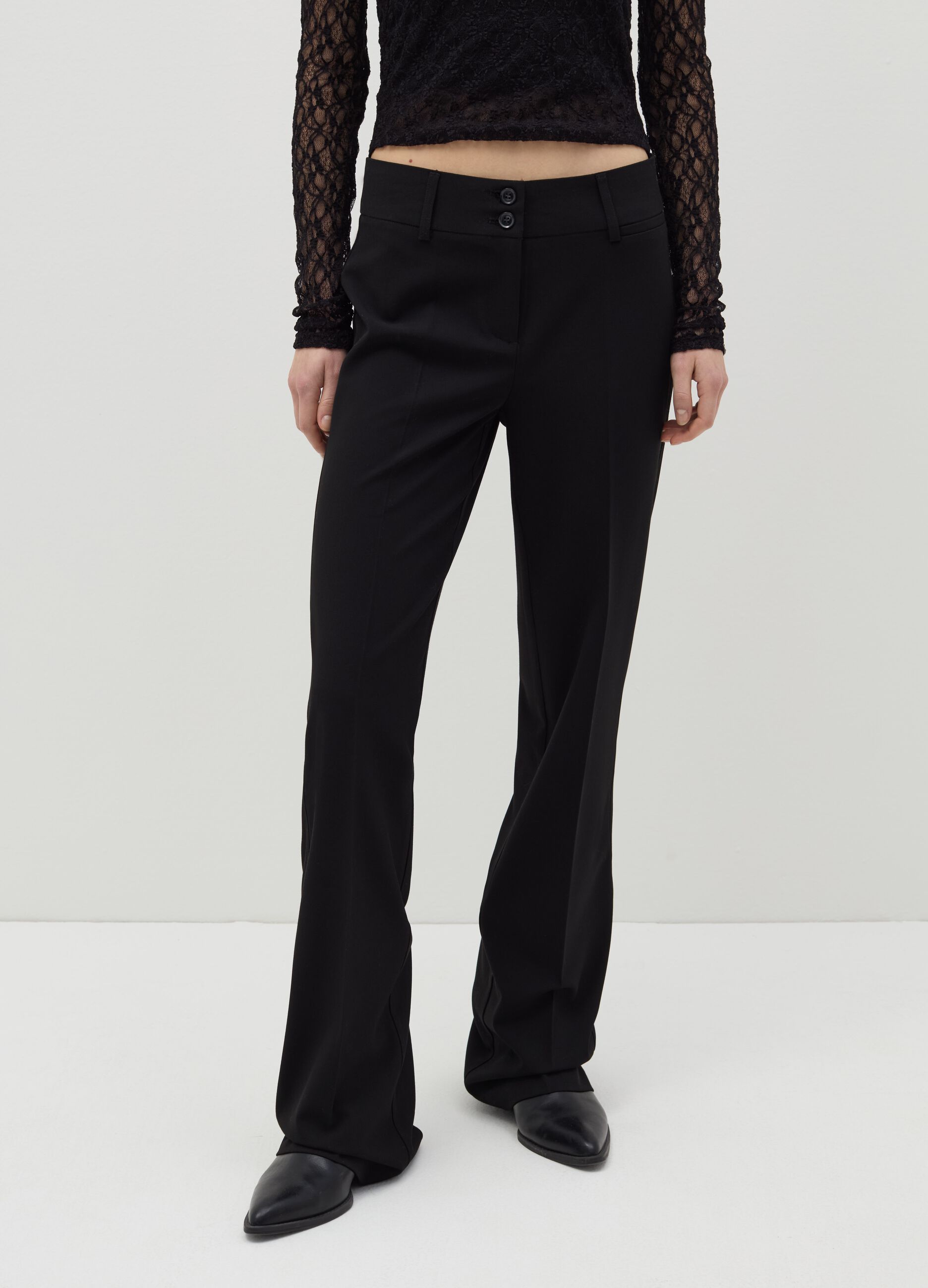 Pantalone flare fit con doppio bottone