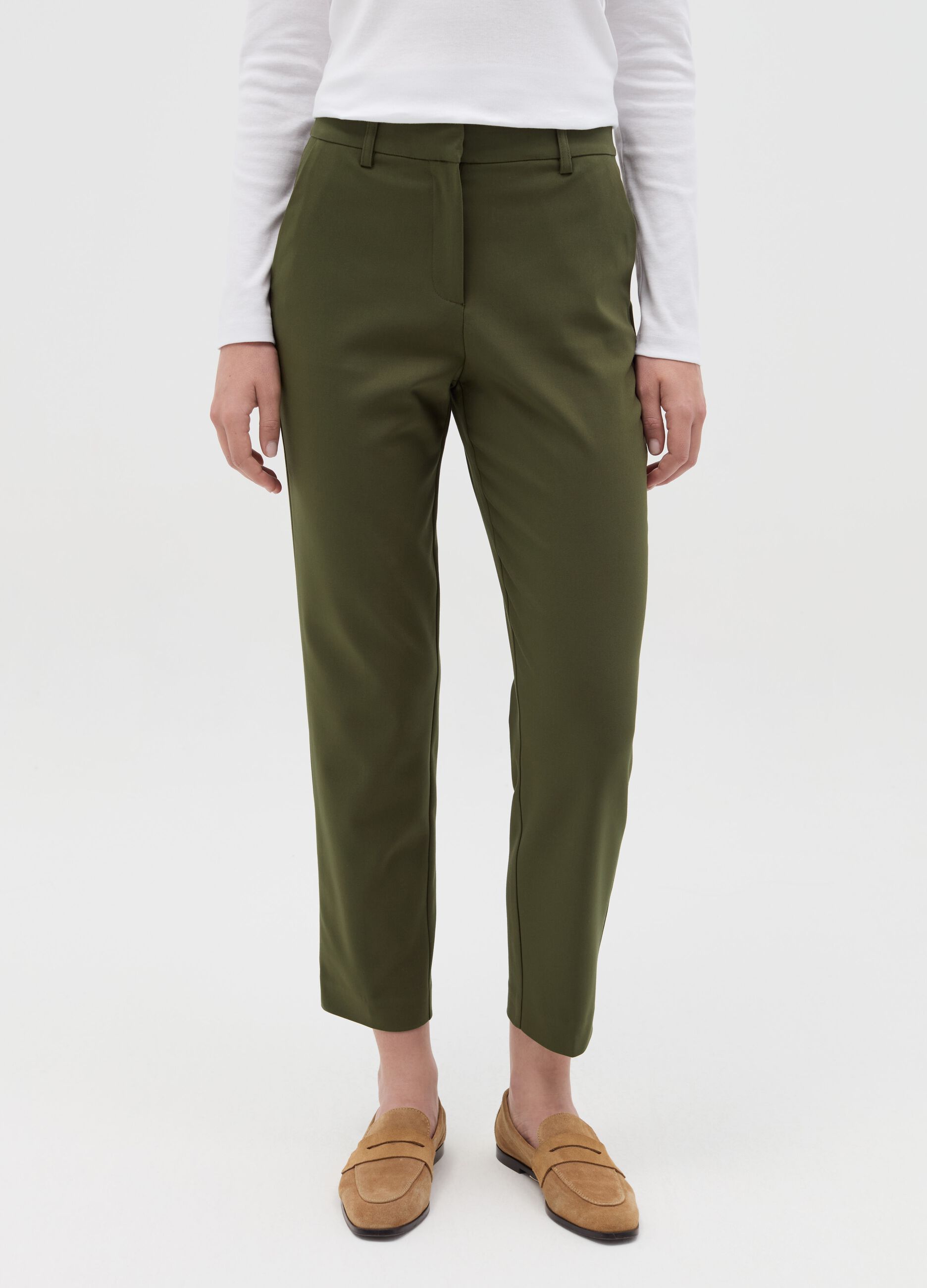 Pantaloni chino con tasche 