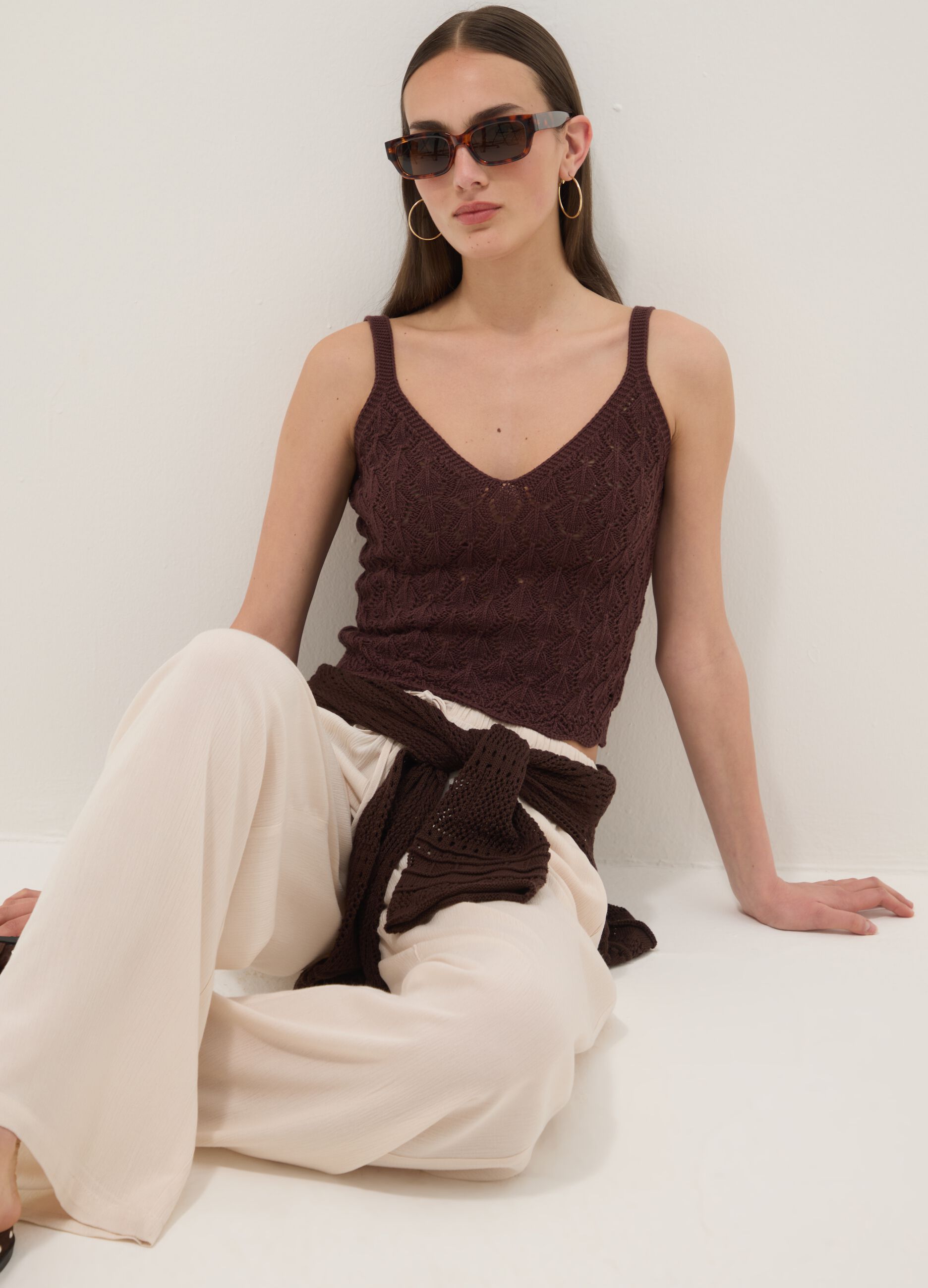 Gilet marrone in crochet di puro cotone regular fit