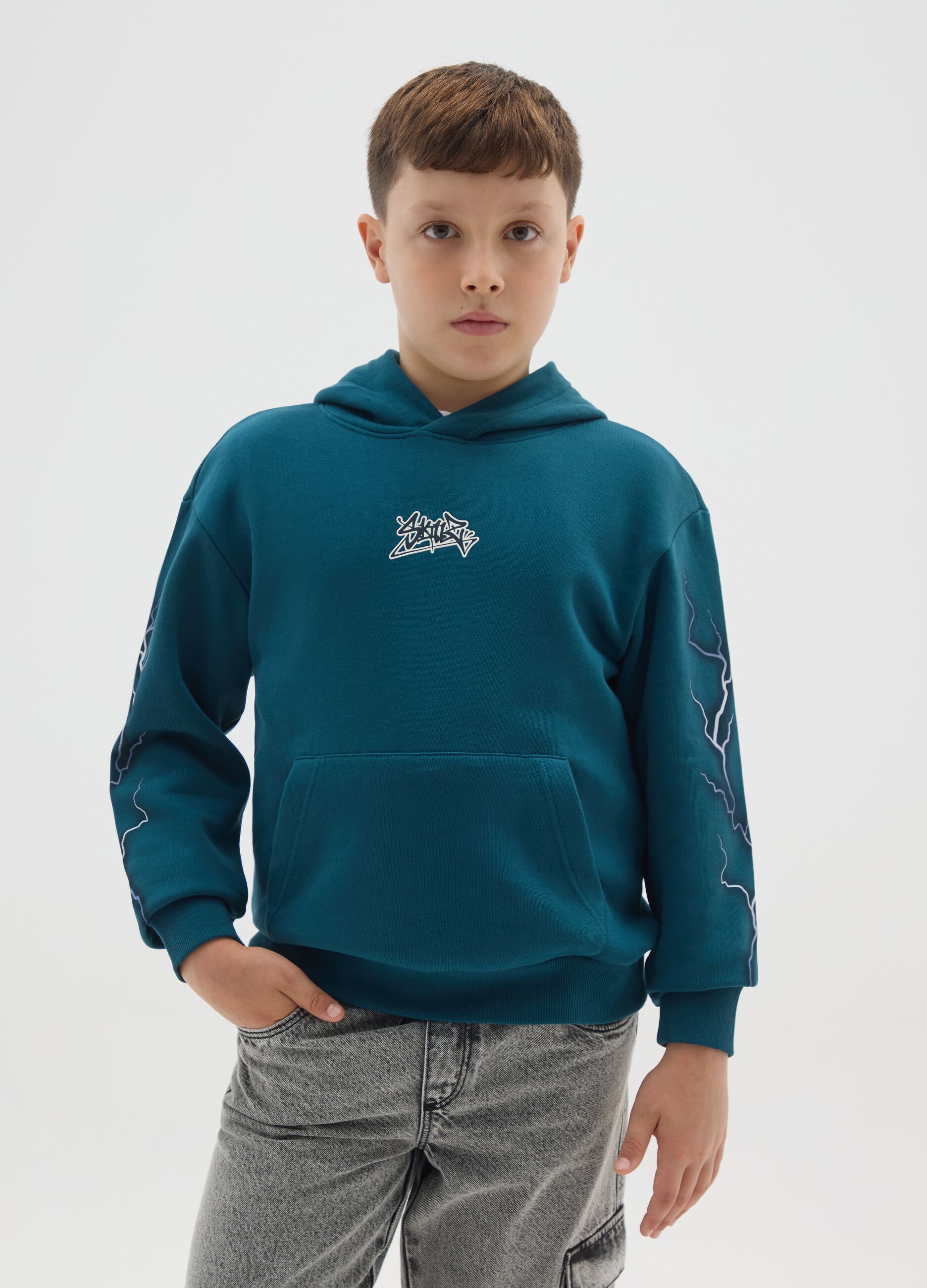 Boy's oversized blue hoodie in pure cotton with prints