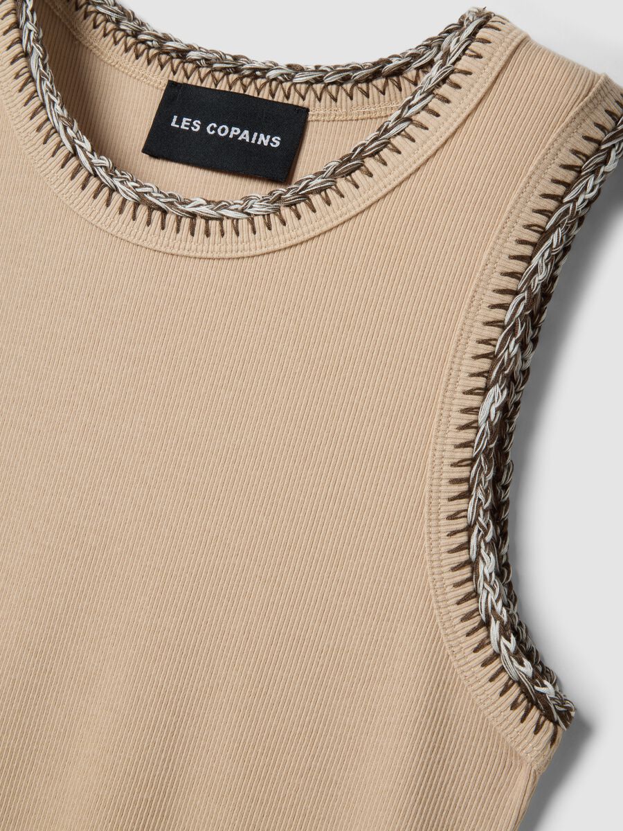 Canotta in cotone elasticizzato beige regular fit con bordi ricamati_5