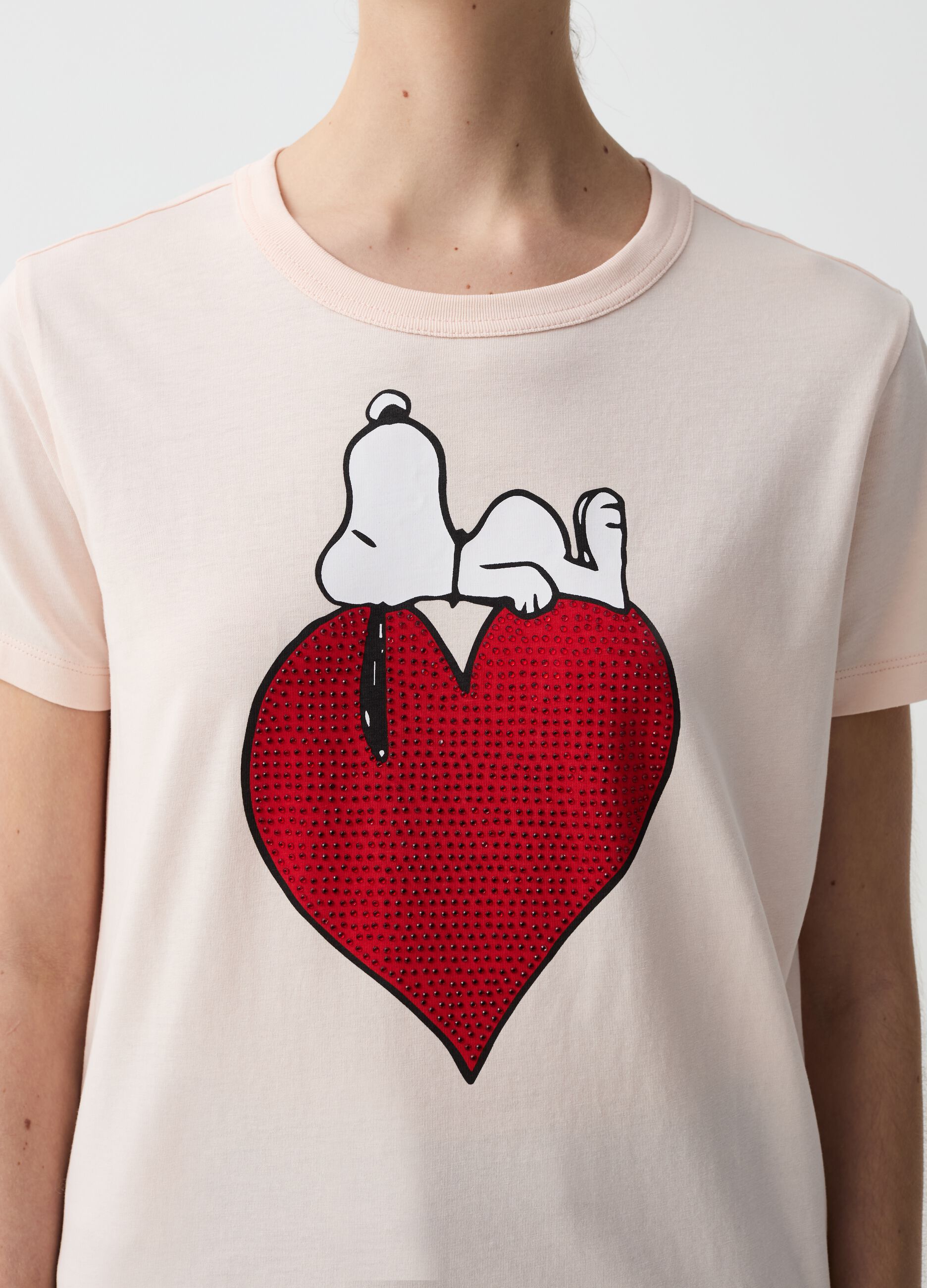T-shirt con stampa Snoopy e cuore