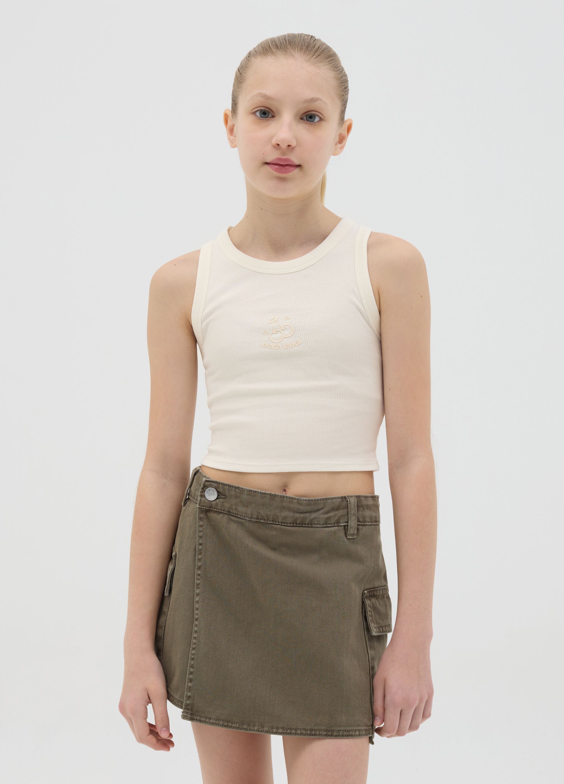 White ribbed stretch cotton tank top with print