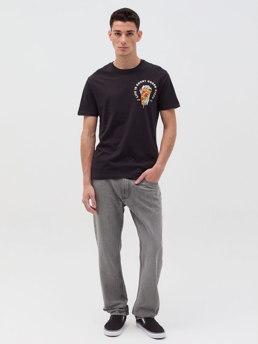 T-shirt with “Life is Short Order Pizza” print_1