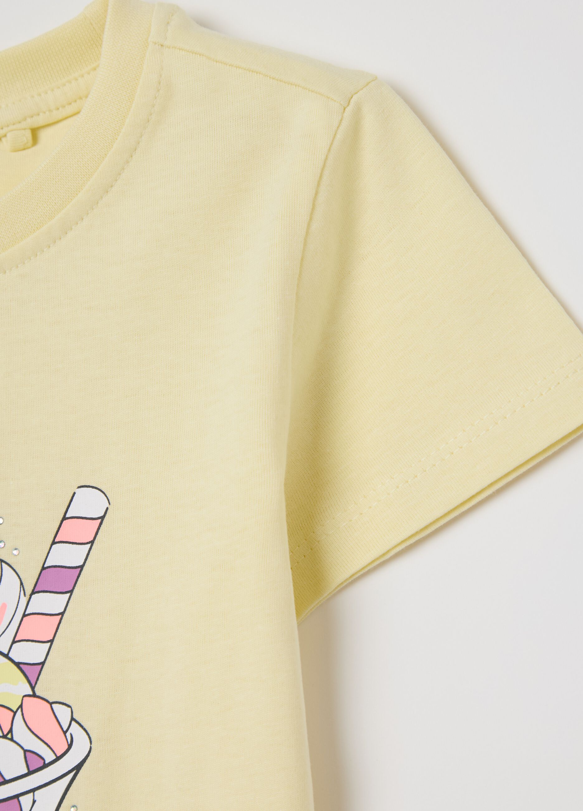 Yellow cotton T-shirt with unicorn print