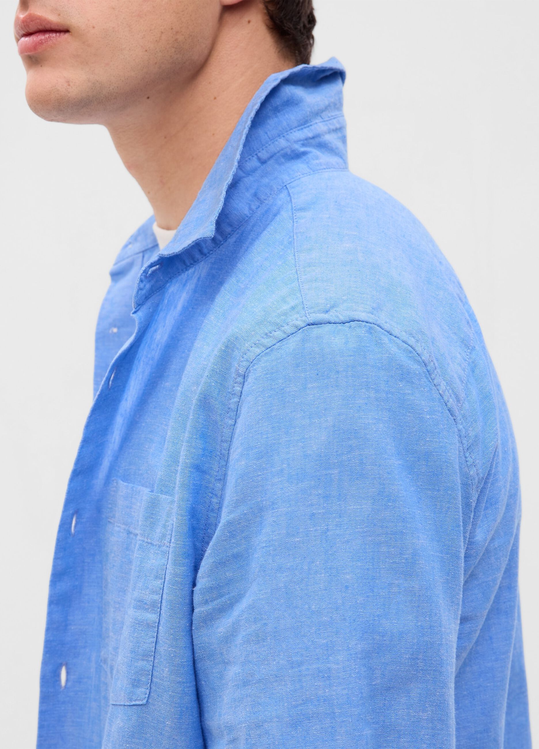 Linen and cotton shirt with pocket