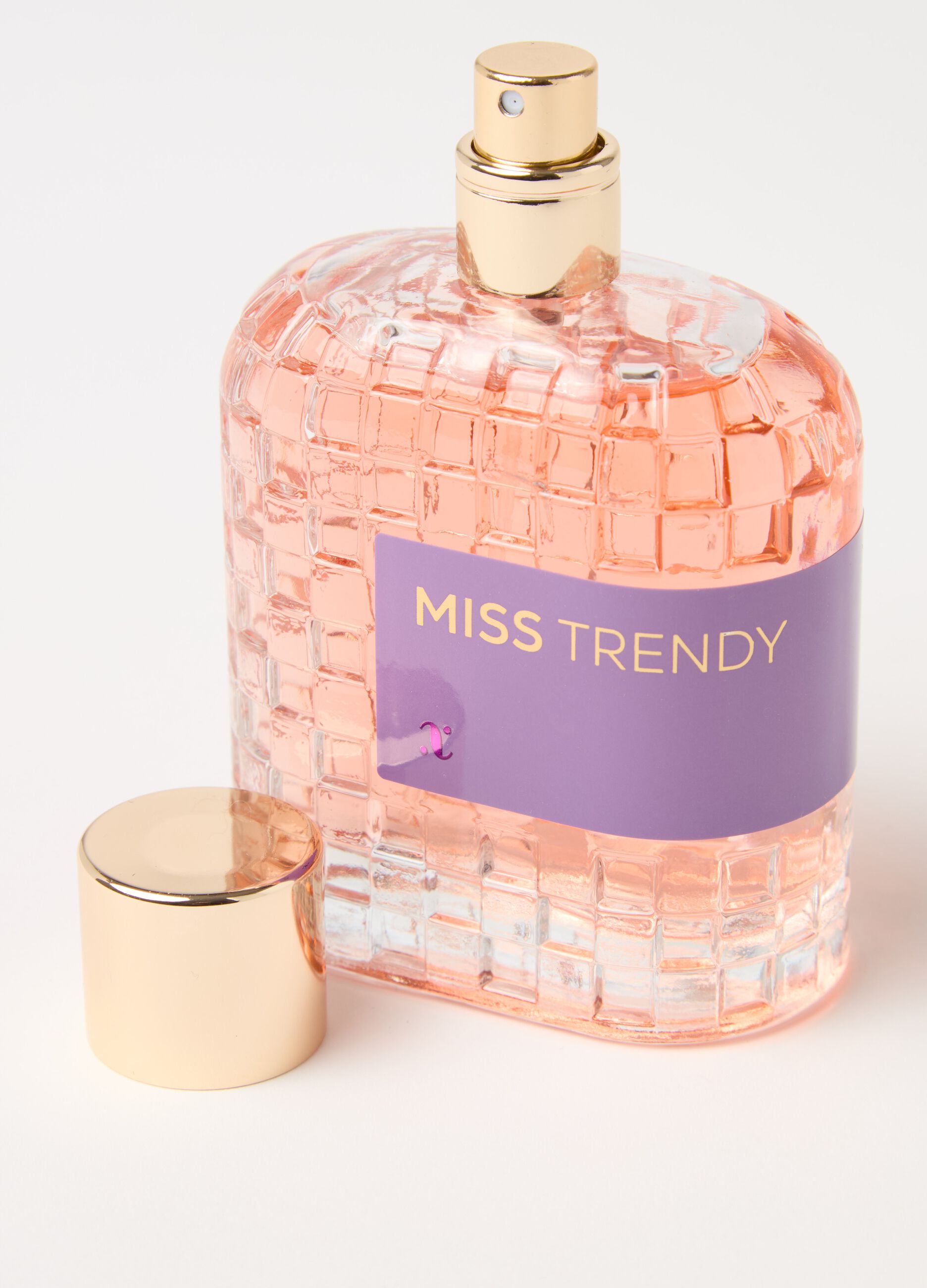 Miss Trendy - a floral and oriental extract