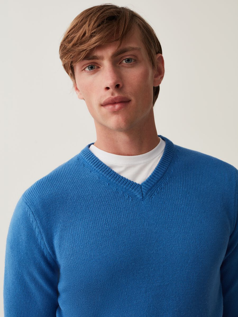 V-neck pullover_1